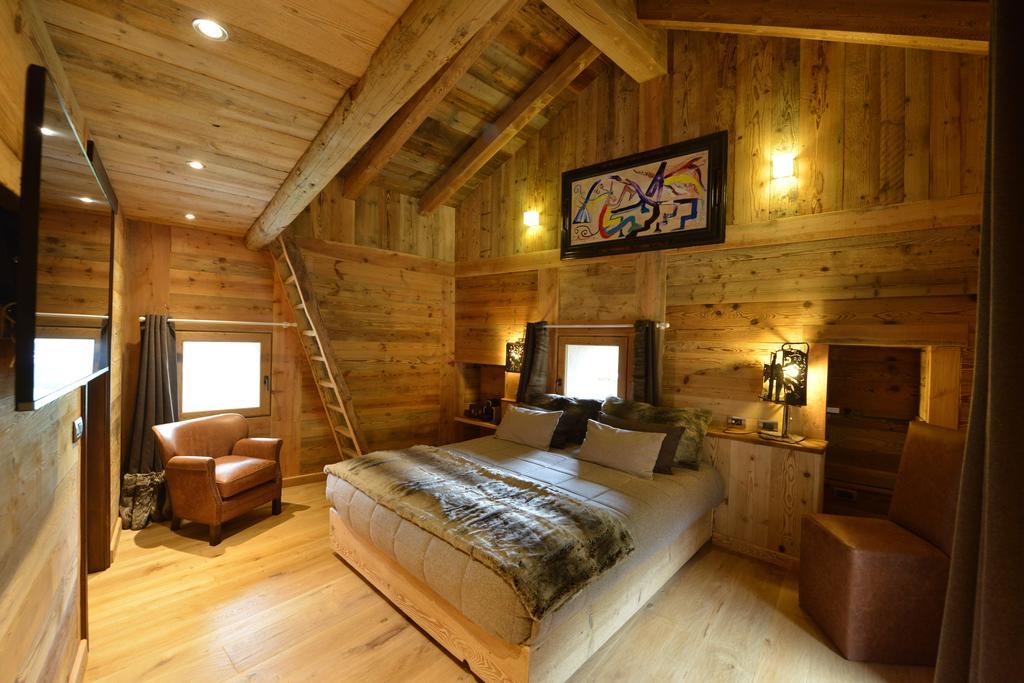 La Maison de Dolphe Chalet de Charme&Art gallery Brusson Chambre photo