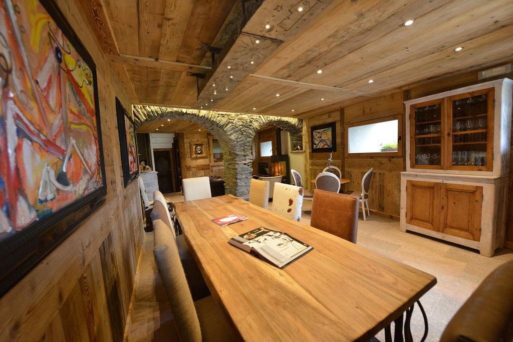 La Maison de Dolphe Chalet de Charme&Art gallery Brusson Extérieur photo