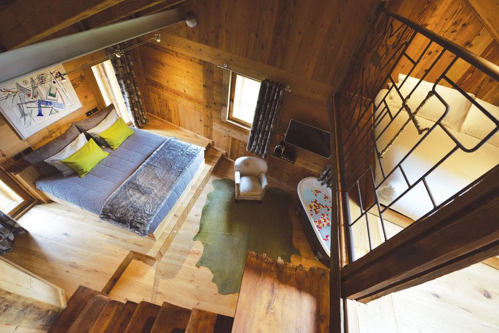 La Maison de Dolphe Chalet de Charme&Art gallery Brusson Chambre photo